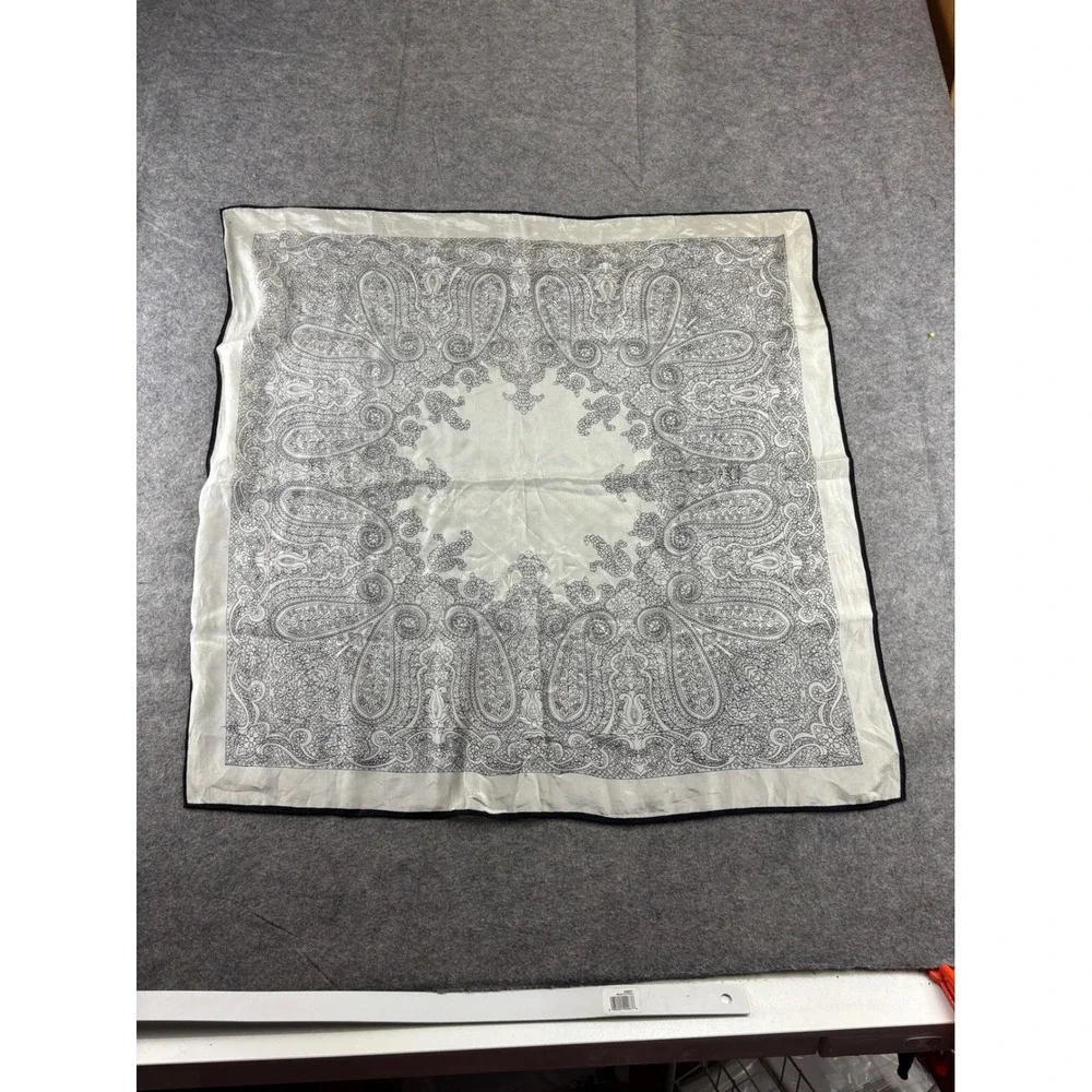 Vintage Silk Paisley Print Square Scarf Cream Black Border Neckerchief 22x22 SEE